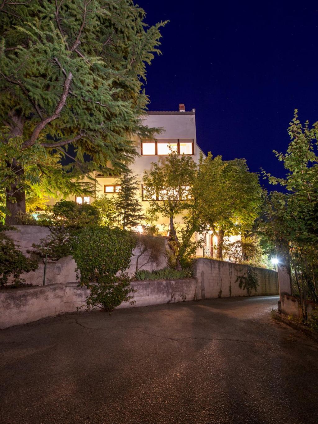 A Casa Di Galdino E Vittorianna Apartment LʼAquila Exterior foto