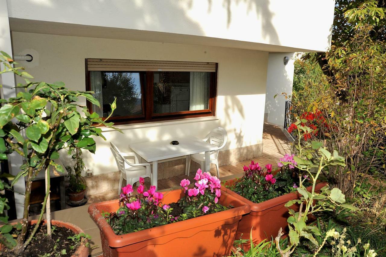 A Casa Di Galdino E Vittorianna Apartment LʼAquila Exterior foto