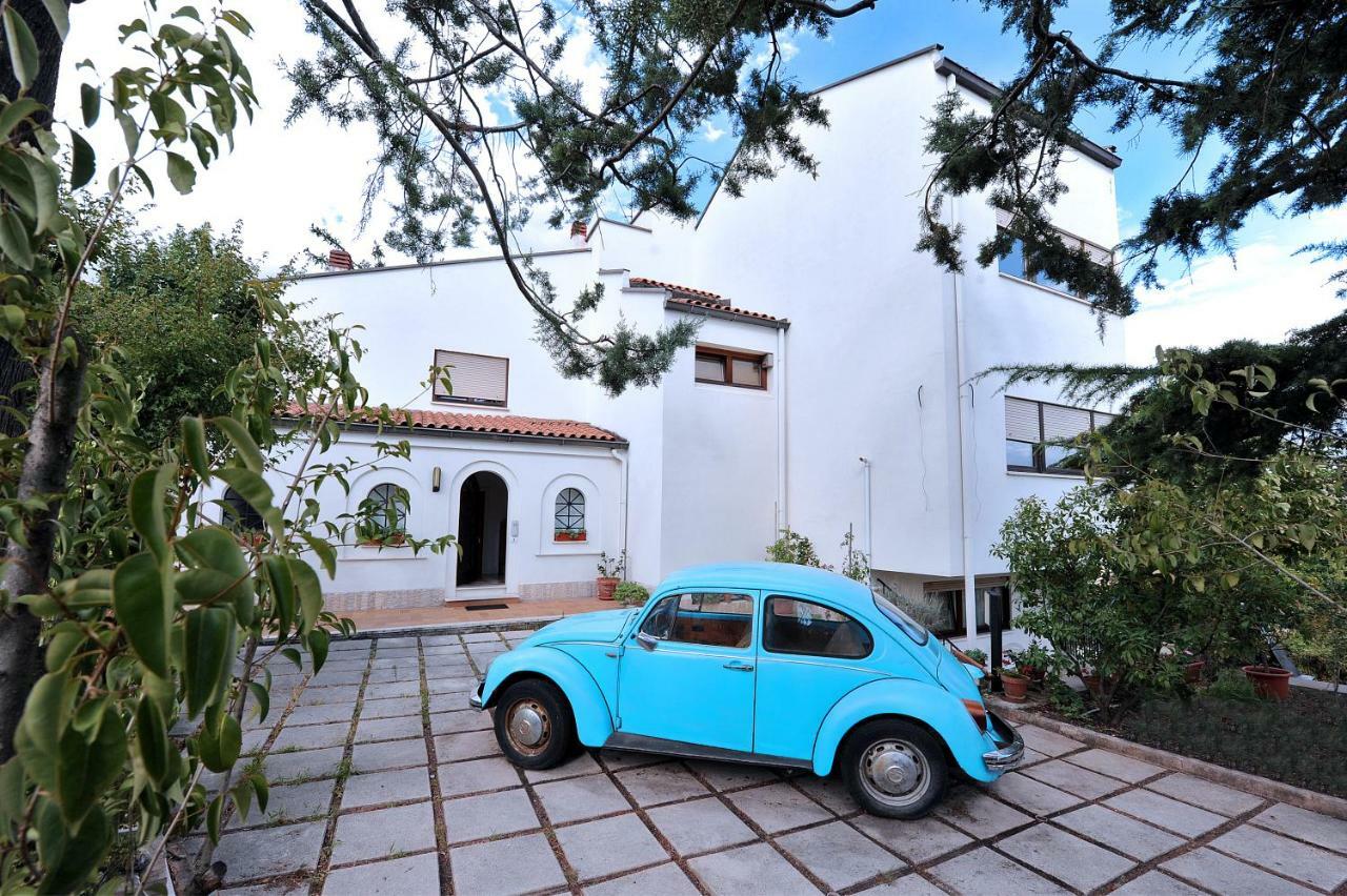 A Casa Di Galdino E Vittorianna Apartment LʼAquila Exterior foto